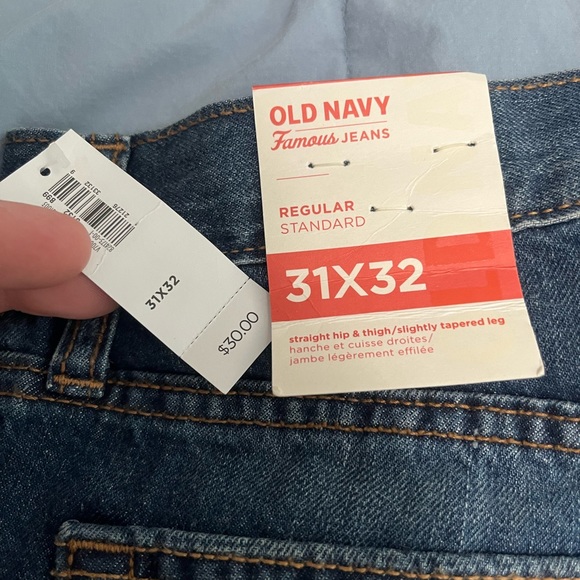 Old Navy Famous Jeans size 31x32 New with Tags - Picture 3 of 8